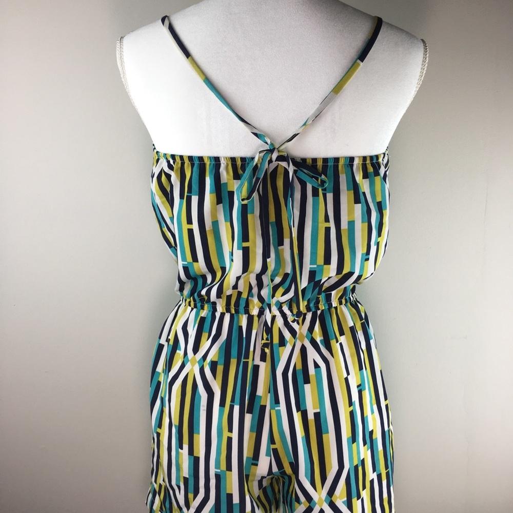 Forever21 Romper - Picture 2 of 4